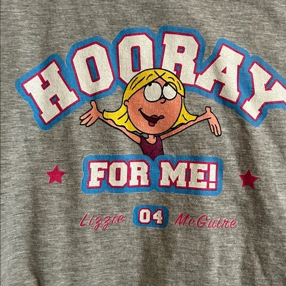 Disney Lizzie McGuire Gray Graphic T-Shirt with ‘Hooray for me’ cartoon graphic - Picture 2 of 4